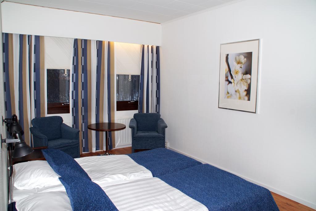 Eckeroe Hotell & Restaurang Værelse billede
